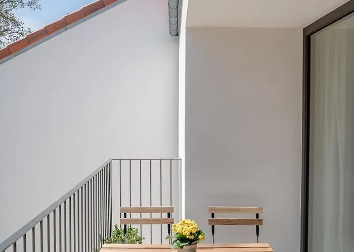 Bao 3 Con Terraza Apartment *